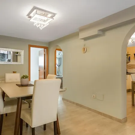 Casa Etna Holiday home *